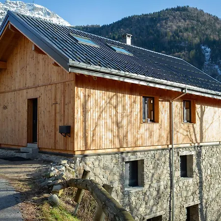 La Tour De L'enversin Chalet
